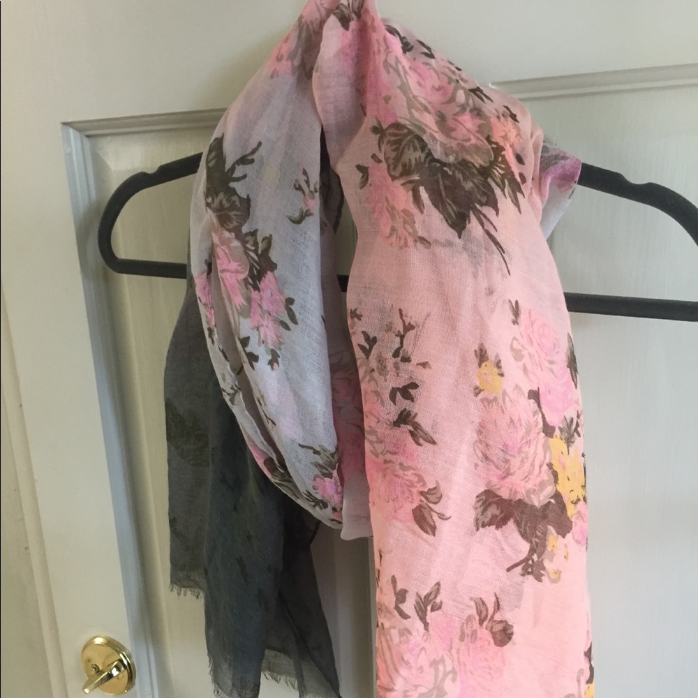Grey and Peach Ombré Rose Scarf